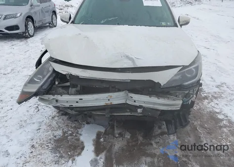 2018 Subaru Outback 2.5I Touring from USA, damaged, VIN 4S4BSATC2J3277887